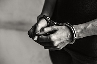 В Югре через 19 лет после изнасилования несовершеннолетней установили подозреваемого