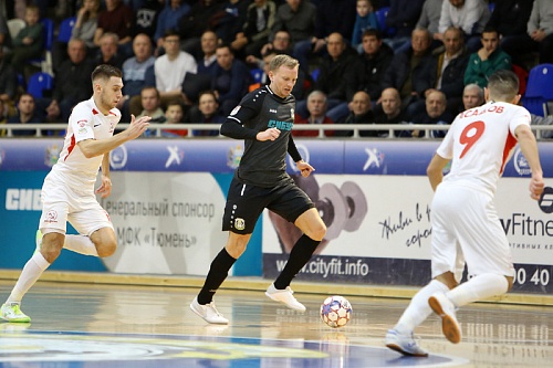 Сегодня стартуют продажи билетов на матчи 1/4 плей-офф Суперлиги между МФК «Тюмень» и «КПРФ»