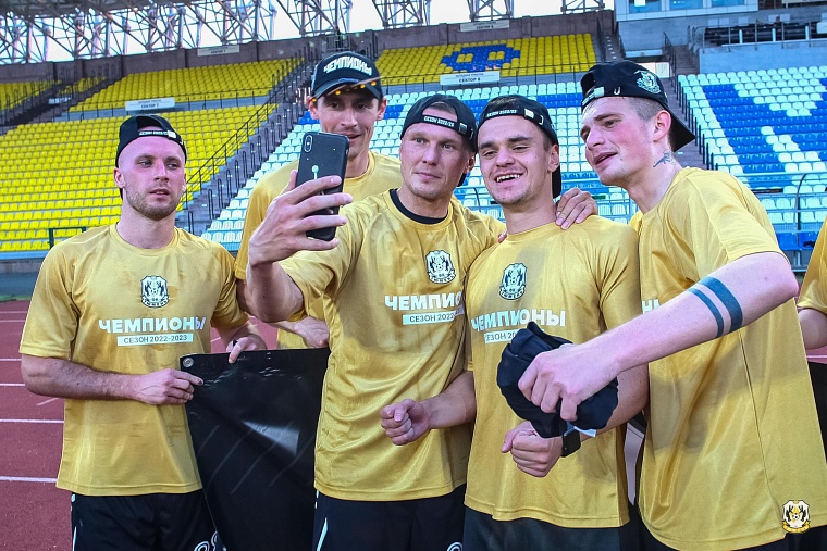 Тюменских футболистов ждут перемены в новом сезоне