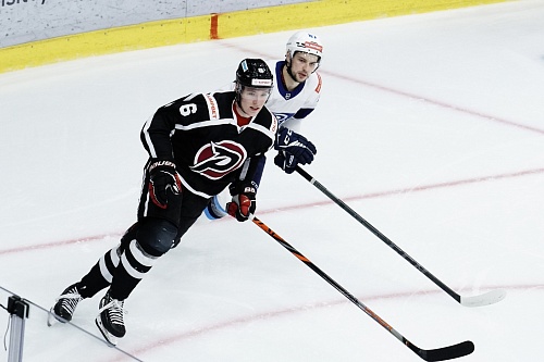 Тюменский ХК «Рубин» одолел «Буран» по буллитам