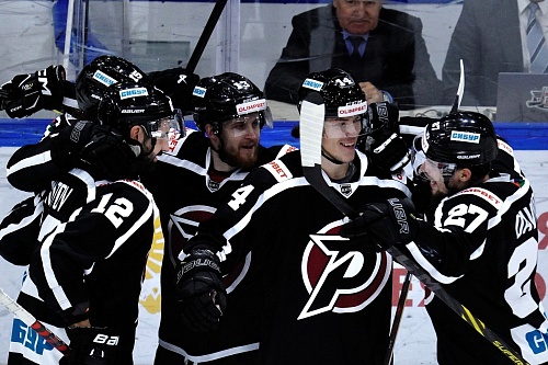 В тюменском ХК «Рубин» новый игрок - Павел Десятков