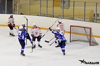 Студенческая сборная Тюменской области по хоккею стартовала в чемпионате с победы