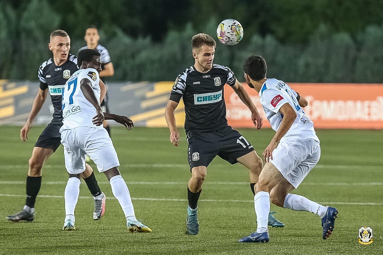 ФК «Тюмень» проведет последние матчи 2023 года с командами, которым не проигрывала