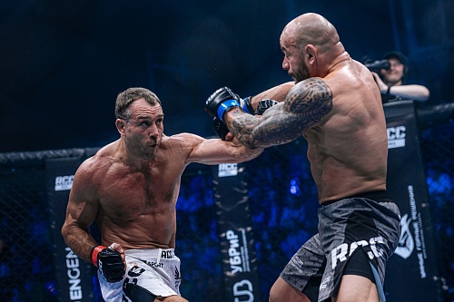 На Цветном бульваре пройдет публичное взвешивание бойцов турнира по смешанным единоборствам RCC