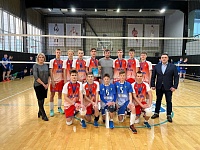 Сборная Тюменской области заняла второе место на региональном турнире по волейболу