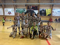 Мальчишки из тюменских команд завоевали 1 и 2 места открытого Кубка по мини-футболу