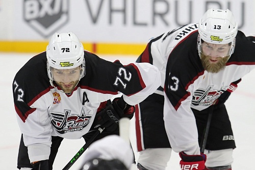 Перед двумя серьезными матчами в Санкт-Петербурге «Рубин» лидирует в турнирной таблице ВХЛ