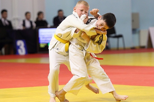 В Тюмени состоялся турнир по дзюдо памяти Андрея Кижеватова