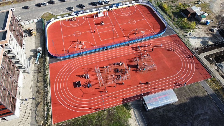 На улице Энергостроителей в Тюмени открылся новый спортивный объект