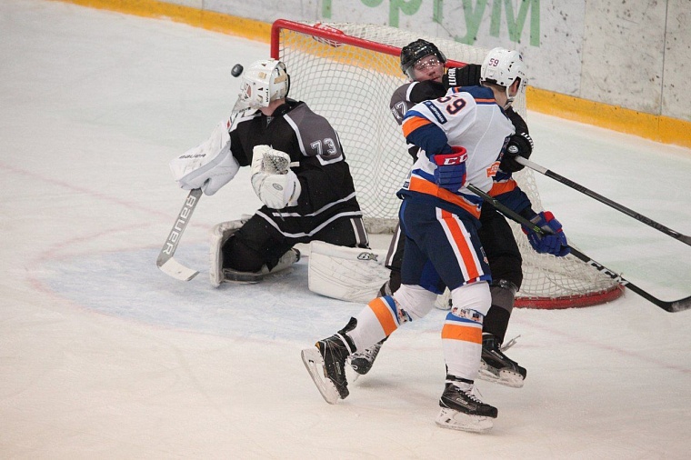 Спортивный уикенд: у МФК «Тюмень» забивает даже вратарь, а «Рубин» принимает двух лидеров первенства подряд