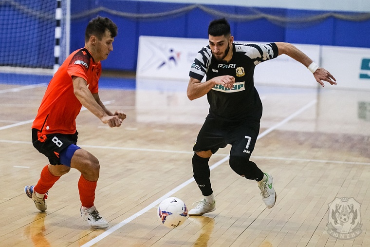 Два игрока МФК «Тюмень» приглашены в сборную России и на товарищеский матч во Вьетнам