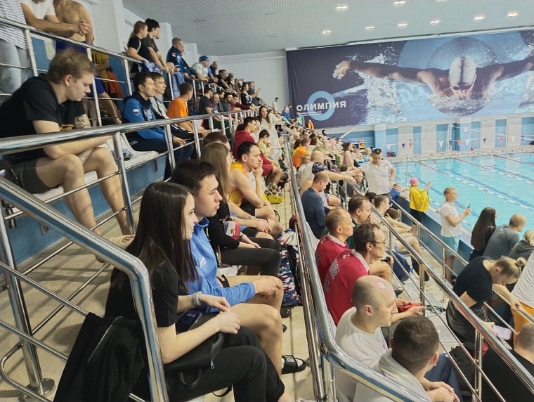 Кубок Тюмени по плаванию среди ветеранов и любителей завоевала сборная «Уралец-Мастерс»