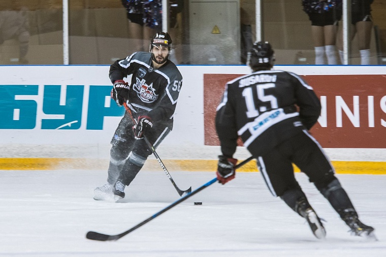 Решающий овертайм: в пятом матче плей-офф ВХЛ победил «Рубин»