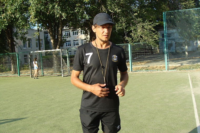 Уроженец Тюмени Юрий Олянин открыл в Крыму детскую футбольную школу