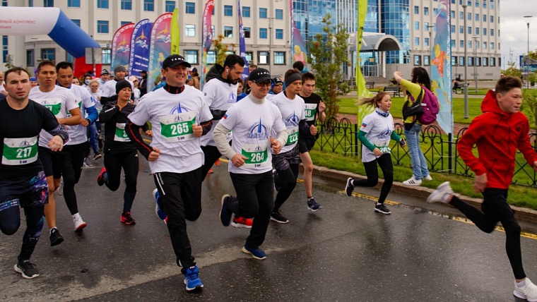 Все бегут: на полумарафоне "Полярный круг" в Салехарде можно заработать на призовых