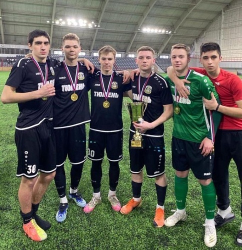 Воспитанники ФК «Тюмень» выиграли золото в региональном первенстве страны