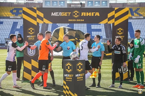 Перед отпуском ФК «Тюмень» капитан Александр Коротаев продлил контракт с клубом