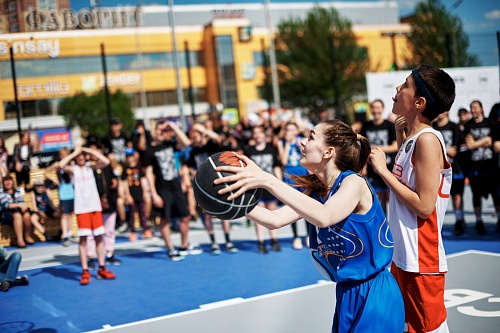 В Тюмени открылся первый в области и шестой в России центр уличного баскетбола
