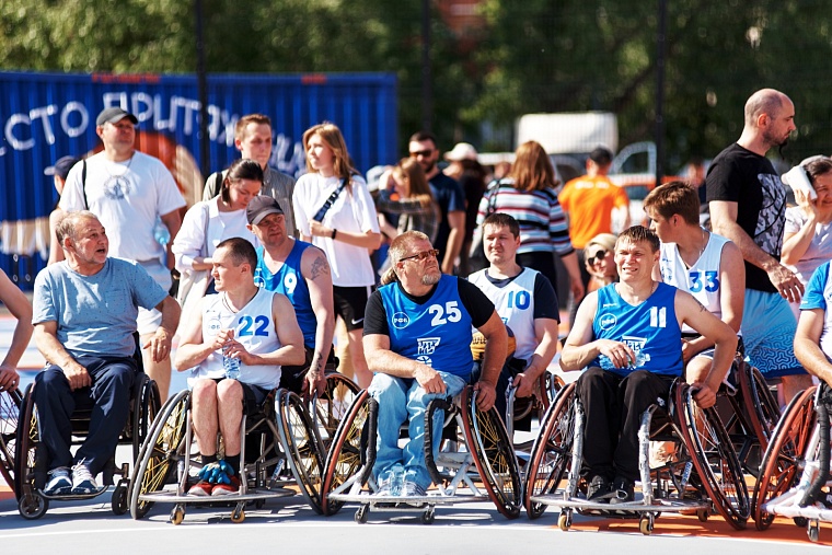 В Тюмени открылся первый в области и шестой в России центр уличного баскетбола