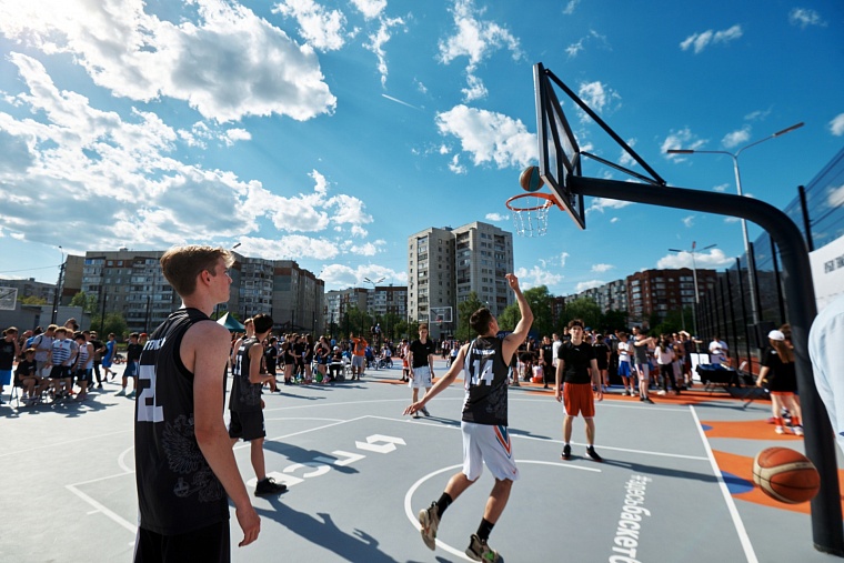 В Тюмени открылся первый в области и шестой в России центр уличного баскетбола