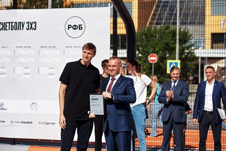 В Тюмени открылся первый в области и шестой в России центр уличного баскетбола