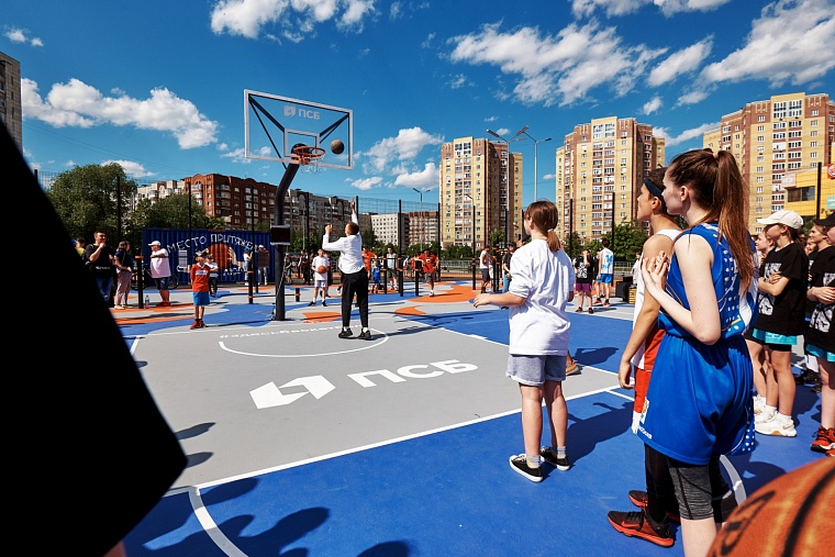 В Тюмени открылся первый в области и шестой в России центр уличного баскетбола