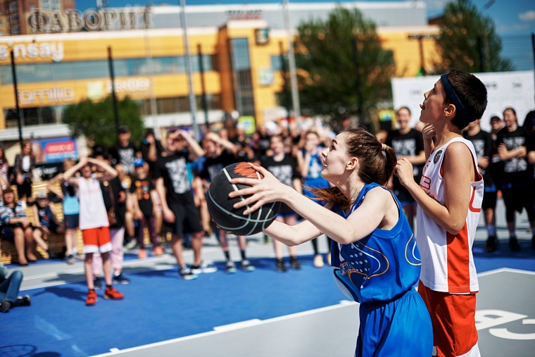 В Тюмени открылся первый в области и шестой в России центр уличного баскетбола