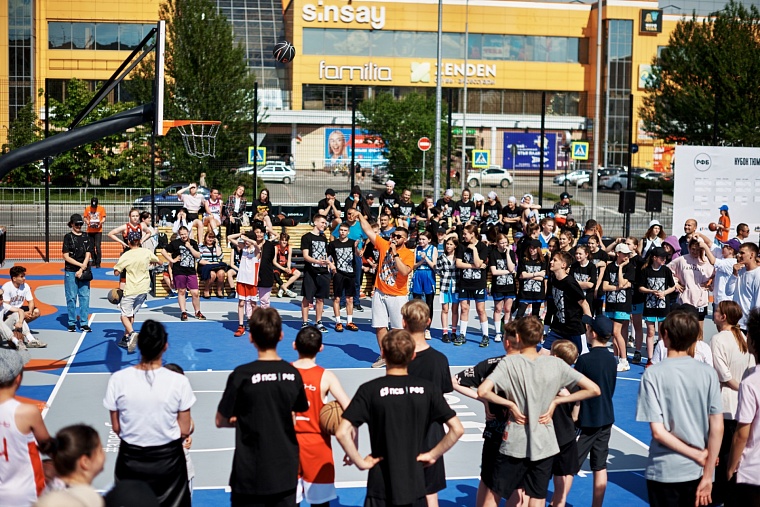 В Тюмени открылся первый в области и шестой в России центр уличного баскетбола