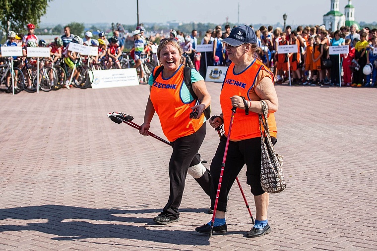 Более двух тысяч тюменцев участвавали в Дне физкультурника