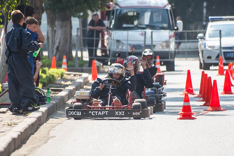 Более двух тысяч тюменцев участвавали в Дне физкультурника