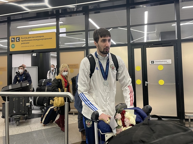 Сборная России по мини-футболу прибыла в Москву после Чемпионата Европы-2022 в Амстердаме