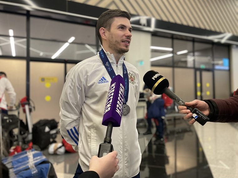 Сборная России по мини-футболу прибыла в Москву после Чемпионата Европы-2022 в Амстердаме