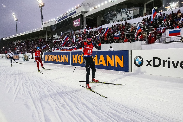 Лучшие фото первого дня этапа Кубка мира по биатлону в Тюмени