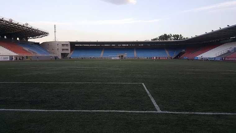 Как корреспондент Вслух.ру съездил с болельщиками в Челябинск