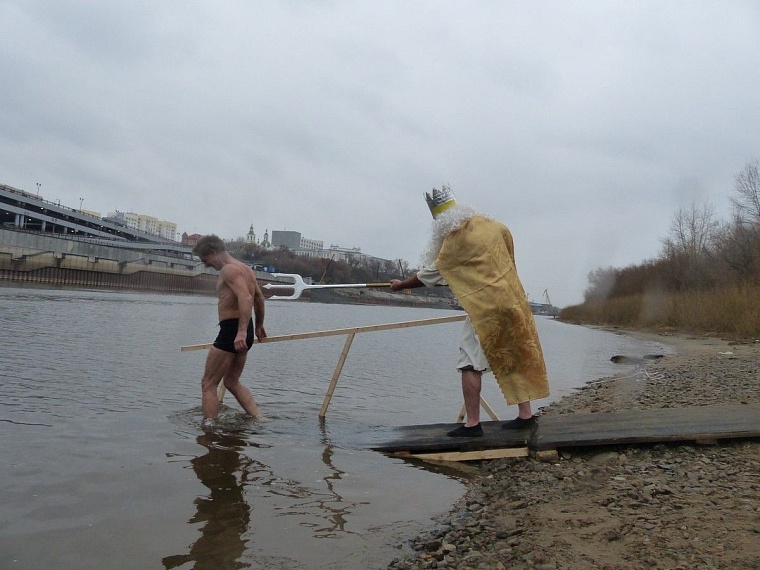 Тюменские моржи готовятся к заплыву на 100 км
