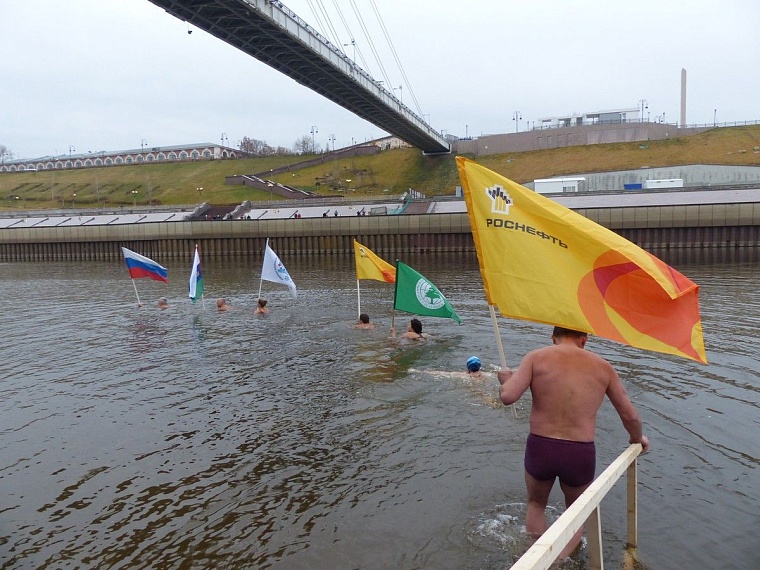 Тюменские моржи готовятся к заплыву на 100 км