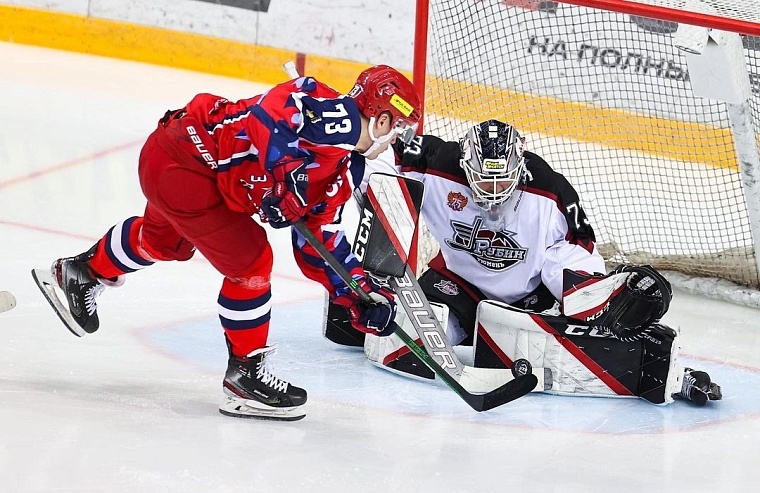 Тюменский ХК "Рубин" начал с победы последнюю выездную серию