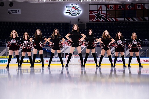 Игроки тюменского ХК «Рубин» выбирали девушек в группу поддержки