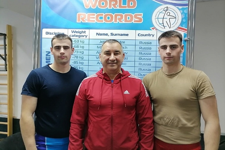 Тюменские гиревики стали сильнейшими на ЧМ в Нью-Дели