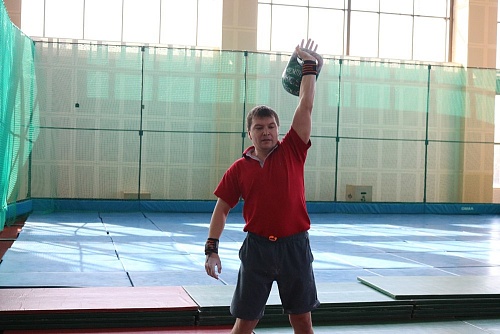 В Тюмени назовут лучших гиревиков от трудовых коллективов