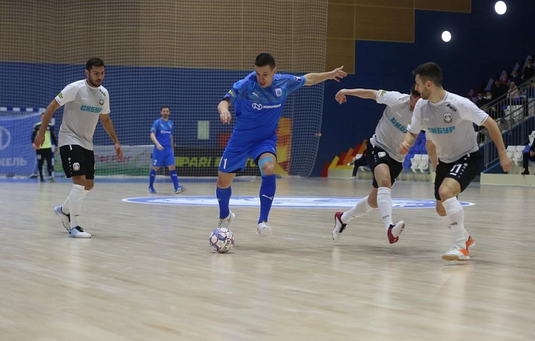 МФК «Тюмень» крупно проигрывает в первом матче полуфинальной серии плей-офф