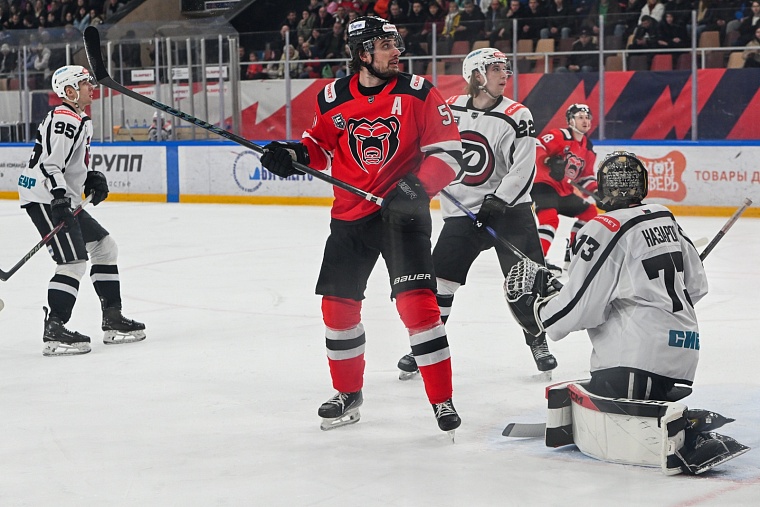 Сейв вратаря тюменского «Рубина» Егора Назарова вошел в топ-10 февраля в ВХЛ