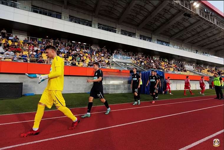 Лидирующий в турнирной таблице ФК «Тюмень» проведет еще девять матчей до зимнего перерыва