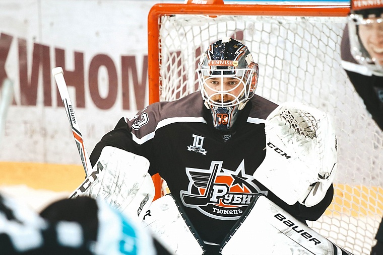 Егор Назаров из «Рубина» в ВХЛ признан лучшим вратарем декабря