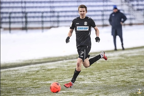 Нужны универсалы: в ФК «Тюмень» вернулся полузащитник Павел Шадрин