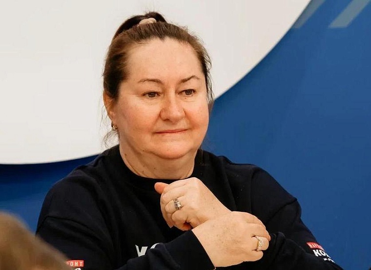 Елена Вяльбе: Быть чемпионом круто, но мамой и бабушкой - круче