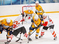 Финальный матч турнира между командами «Хорс» (Москва) и «Феникс» (Казань) завершился победой хоккеистов из Татарстана.