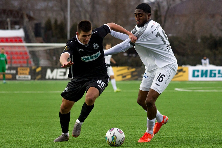 В матче между ФК «Тюмень» и «Балтикой» забит один гол