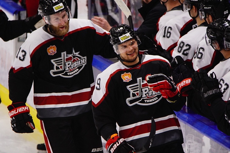 Тюменский ХК «Рубин» начнет выездную серию в Перми