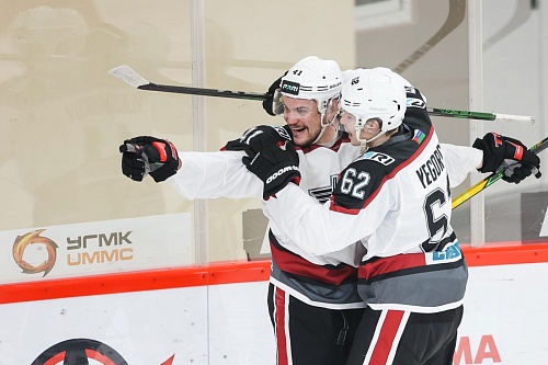 После выездной серии тюменский ХК «Рубин» поднялся на 5 место в турнирной таблице ВХЛ